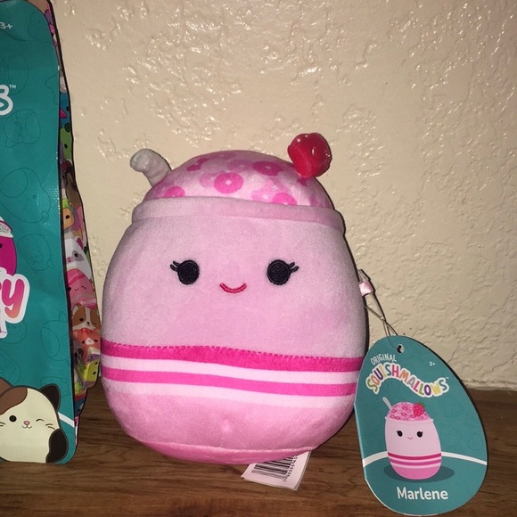 Scented Squishmallows 5” Marlene - Picture 2 of 3